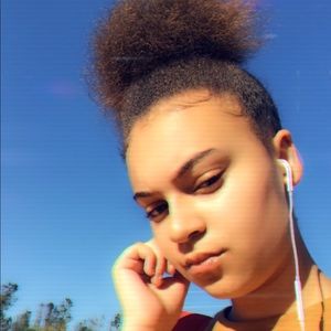 Meet your Posher, Krystal